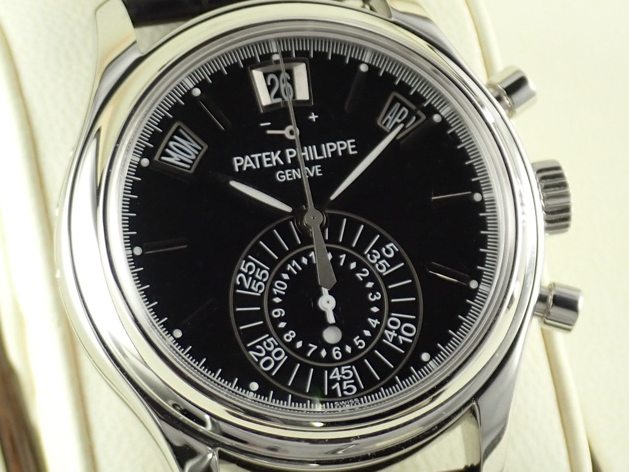 Patek Philippe Annual Calendar Chronograph &lt;Warranty, Box, etc.&gt;