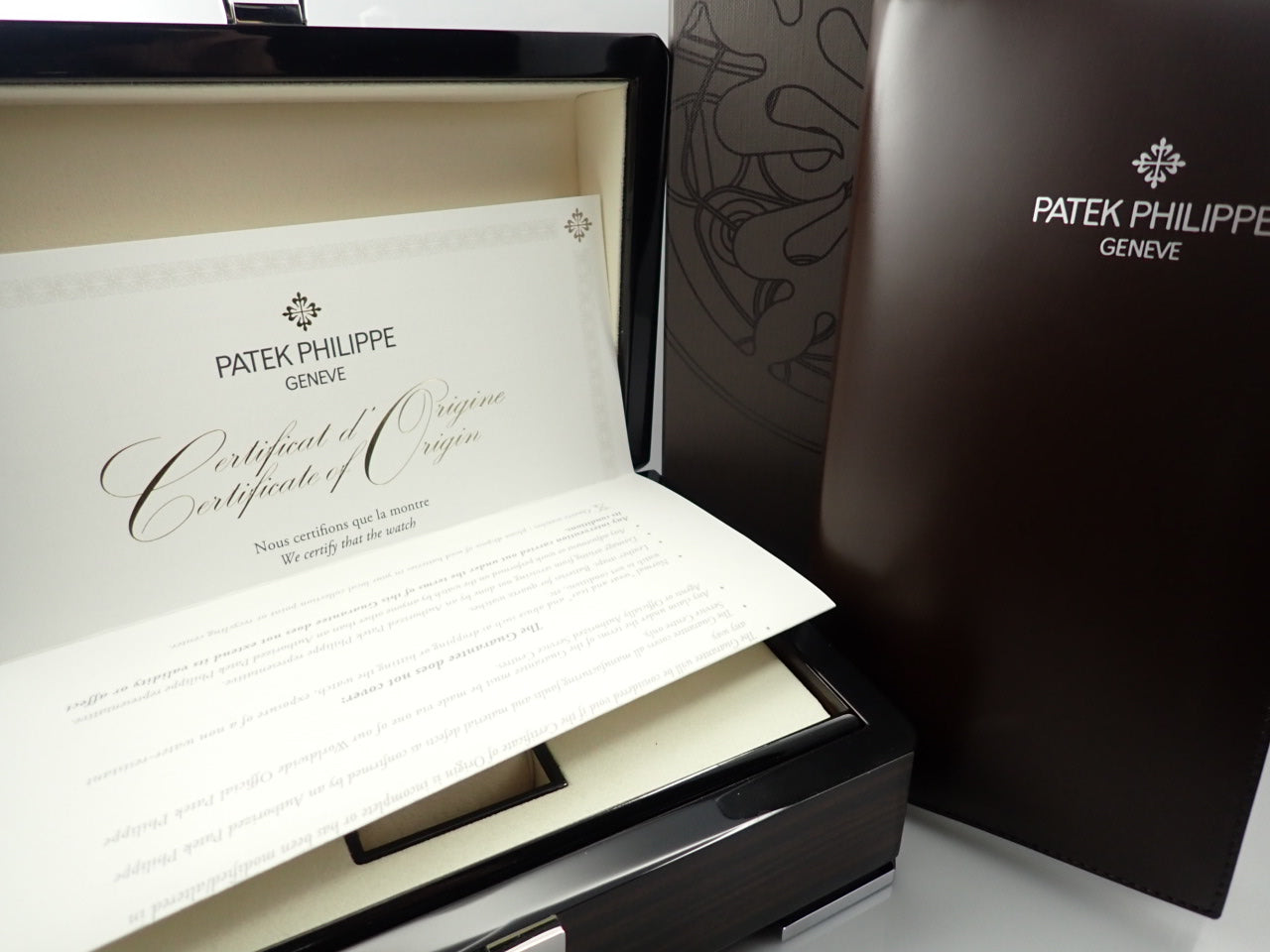 Patek Philippe Annual Calendar Chronograph &lt;Warranty Box and Others&gt;