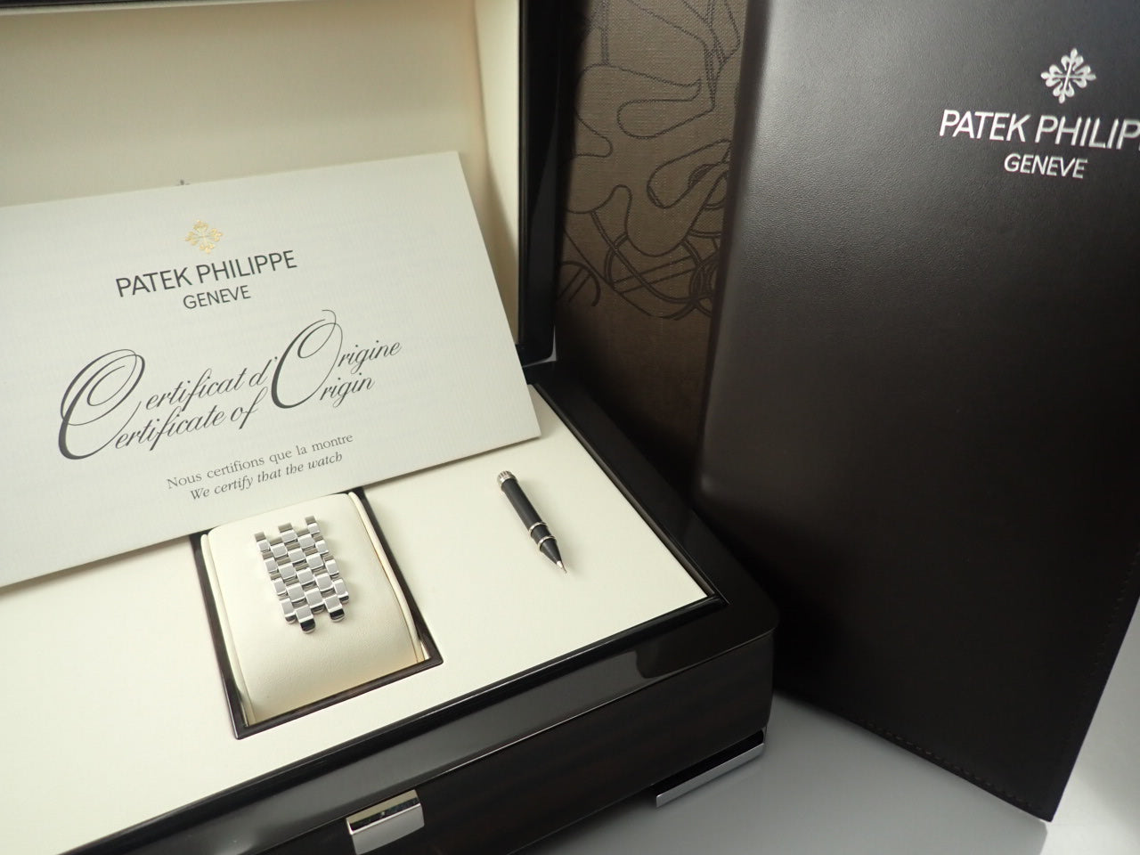 Patek Philippe Annual Calendar Chronograph &lt;Warranty Box and Others&gt;