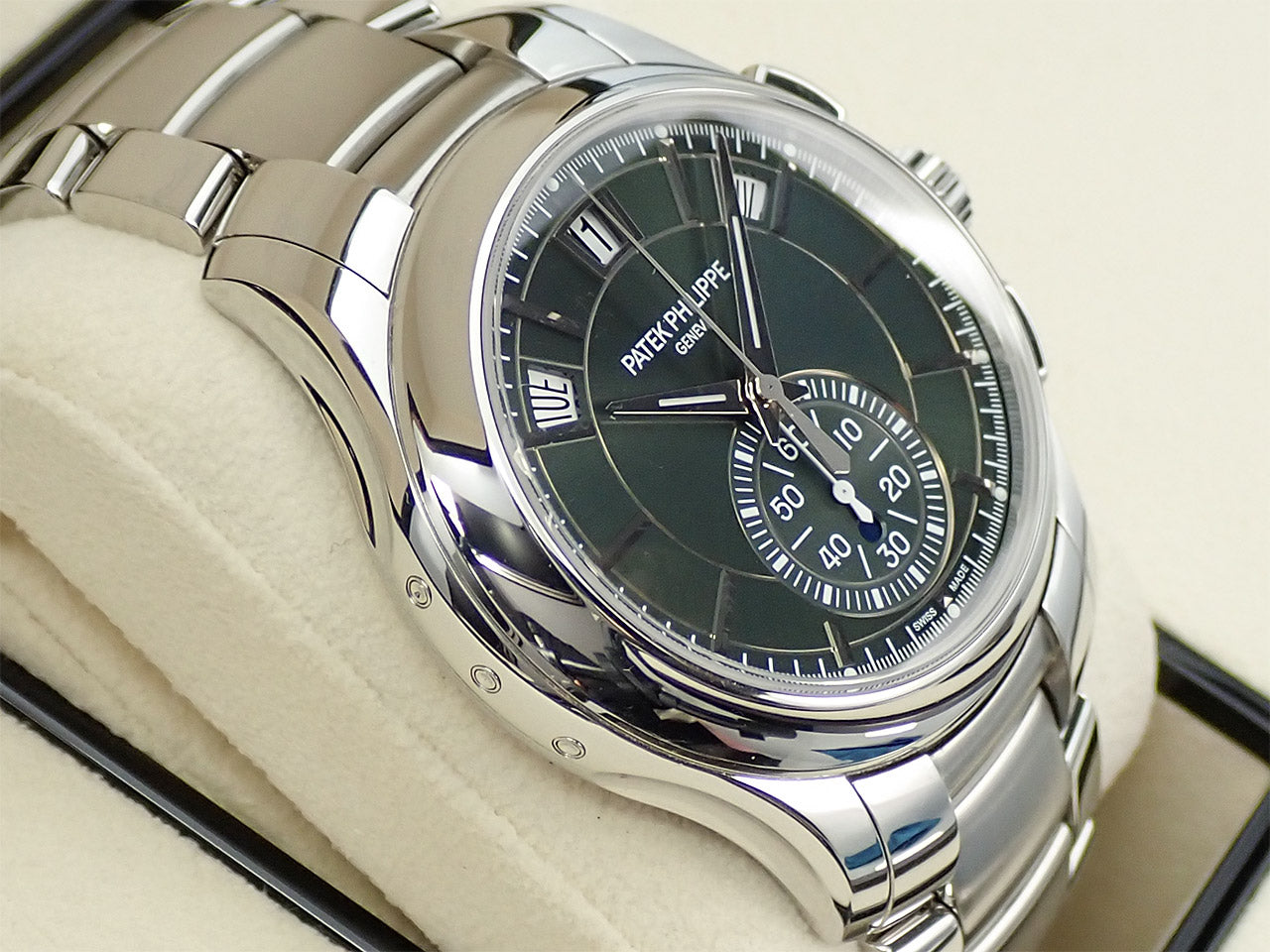 Patek Philippe Annual Calendar Chronograph &lt;Warranty, Box, etc.&gt;