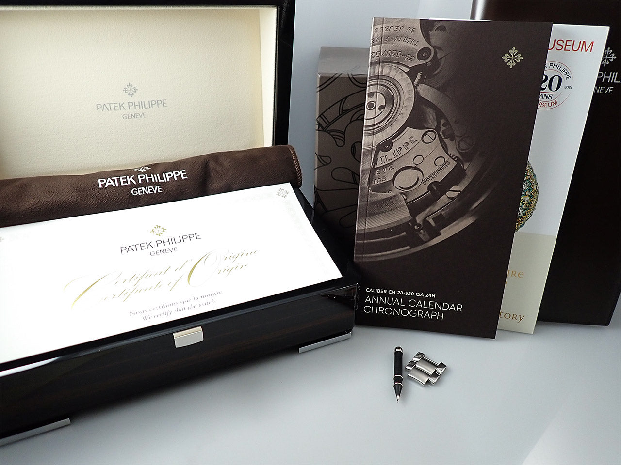 Patek Philippe Annual Calendar Chronograph &lt;Warranty, Box, etc.&gt;