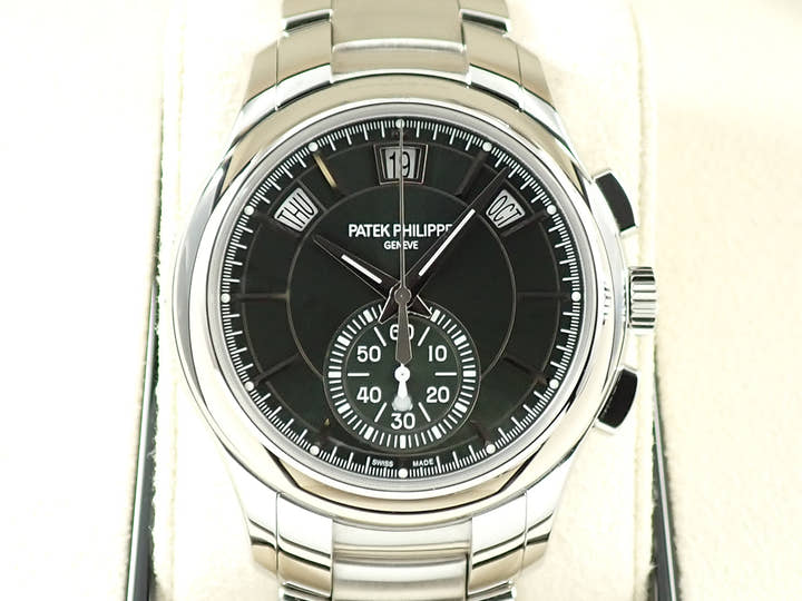 パテックフィリップ アニュアルカレンダー クロノグラフ Ref.5905/1A-001 ステンレススチール オリーブグリーン ソレイユ文字盤