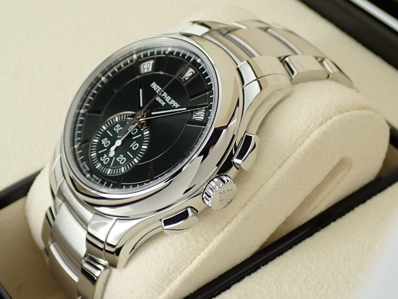 Patek Philippe Annual Calendar Chronograph &lt;Warranty, Box, etc.&gt;