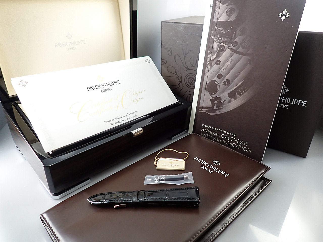 Patek Philippe Annual Calendar Moon Phase &lt;Warranty, Box, etc.&gt;