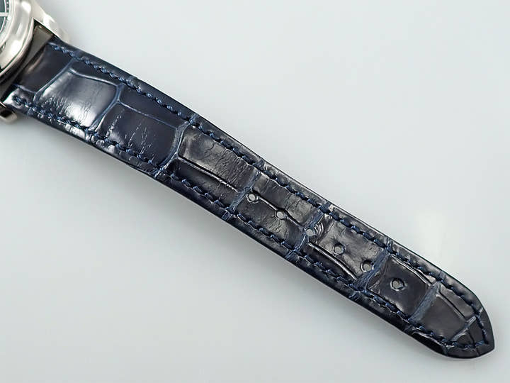 パテックフィリップ アニュアルカレンダー Ref.5205G-013 ホワイトゴールド ブルーブラックグラデーション文字盤