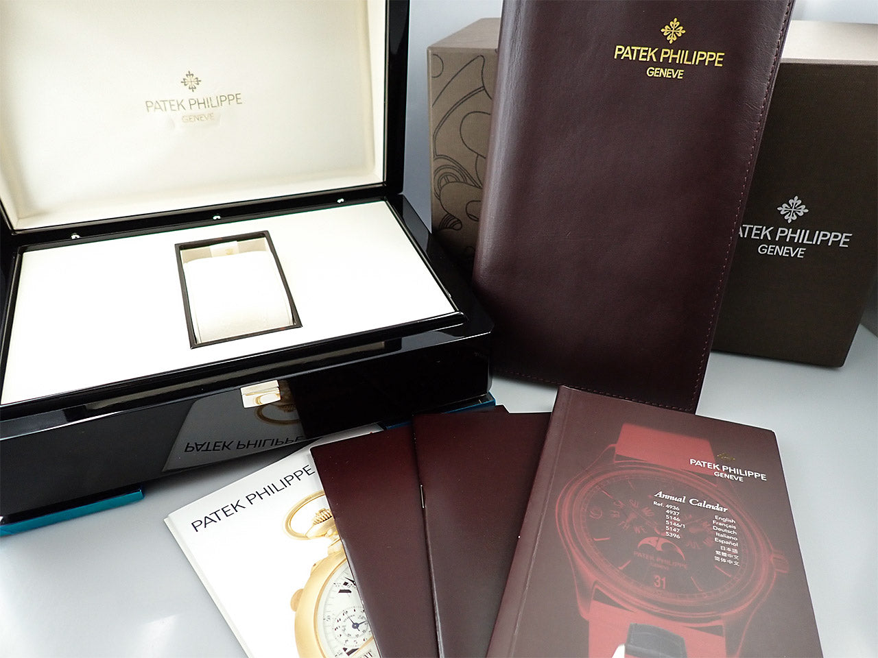 Patek Philippe Annual Calendar Moon Phase &lt;Box and Others&gt;