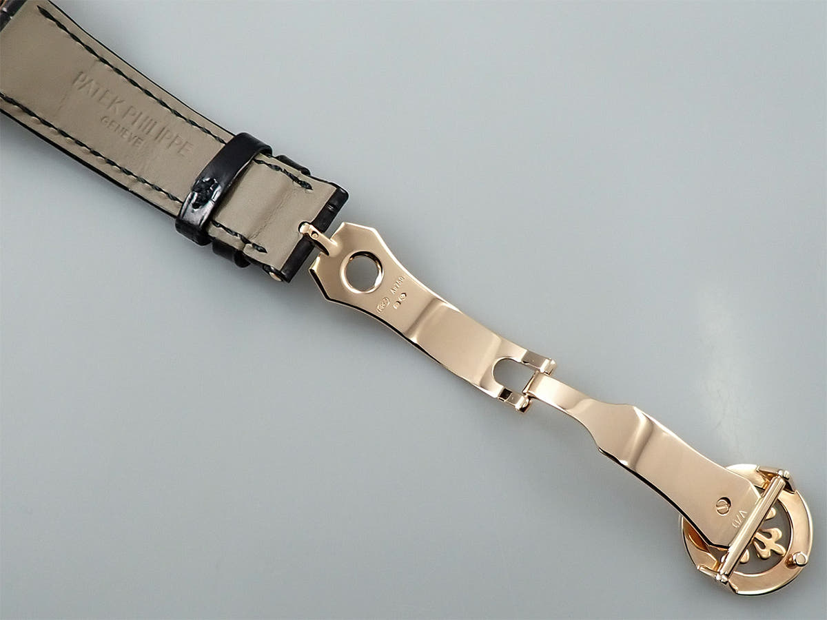 パテックフィリップ アニュアルカレンダー T150 TIFFANY Ref.5150R シルバー文字盤 中古 SRVRPM6T