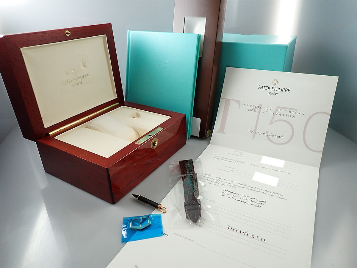パテックフィリップ アニュアルカレンダー T150 TIFFANY Ref.5150R シルバー文字盤 中古 SRVRPM6T