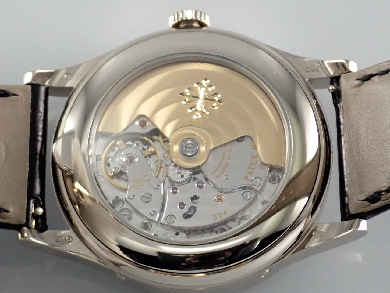 Patek Philippe Annual Calendar Ref.5396G-011