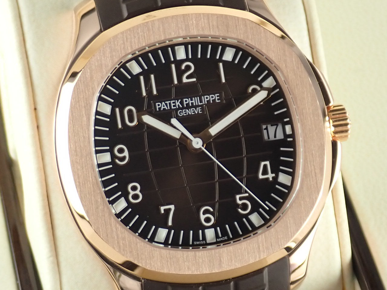 Patek Philippe Aquanaut &lt;Warranty, Box, etc.&gt;