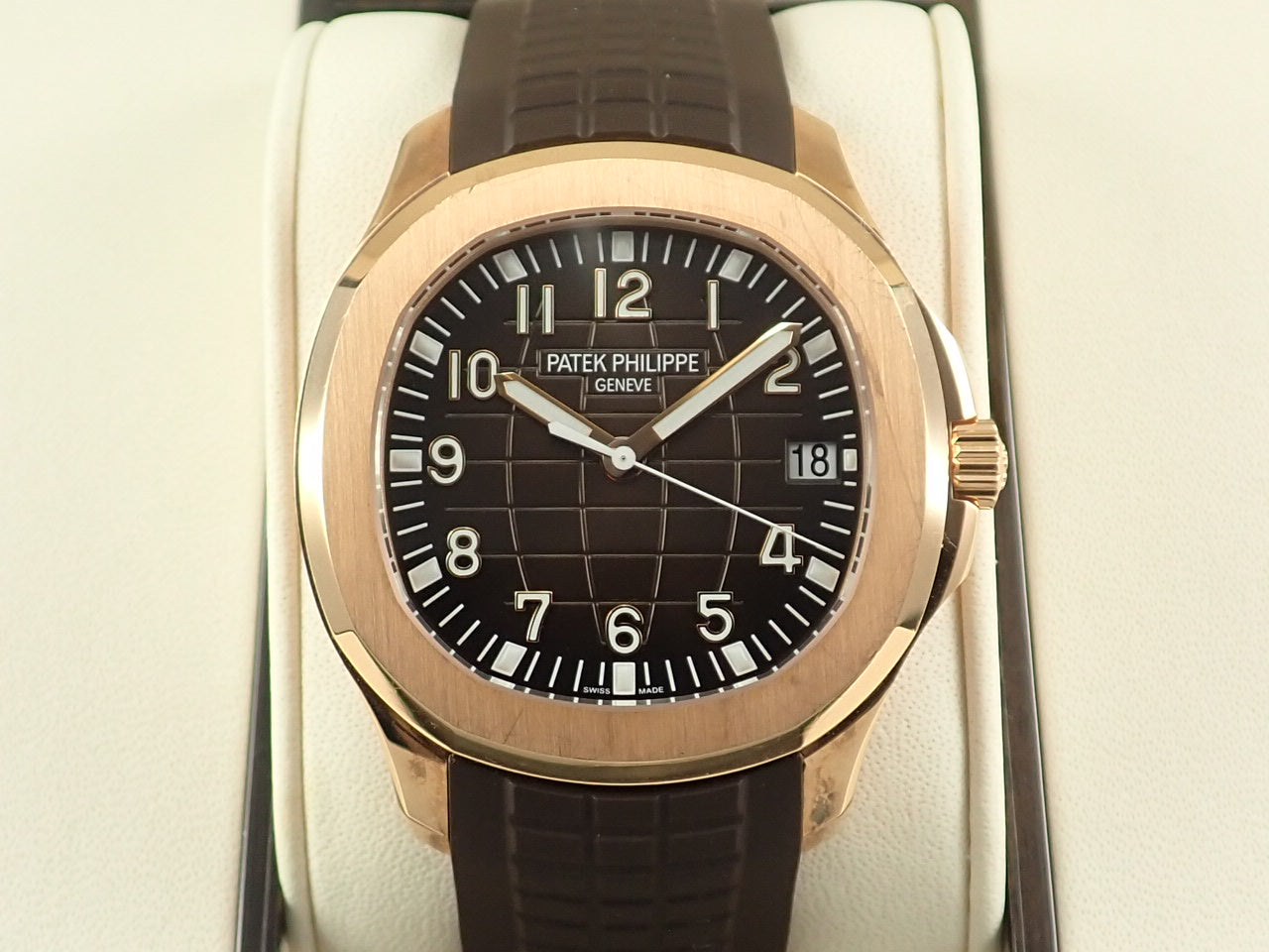 Patek Philippe Aquanaut &lt;Warranty box and other details&gt;