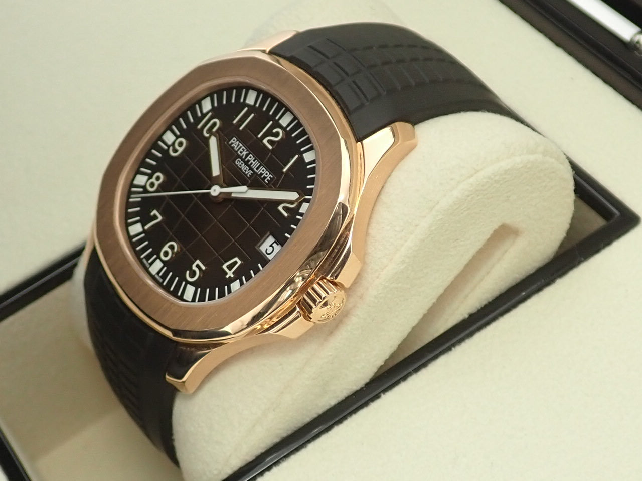 Patek Philippe Aquanaut &lt;Warranty box and other details&gt;