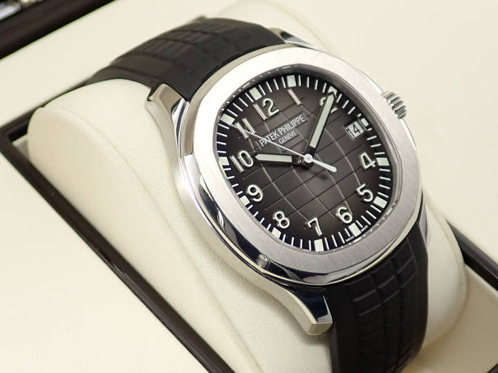 パテックフィリップ アクアノート エクストララージ Ref.5167/1A-001 ステンレススチール ブラック文字盤