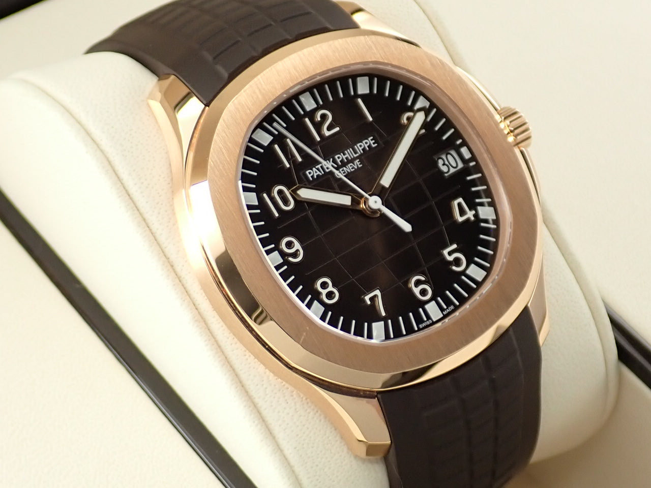 Patek Philippe Aquanaut Extra Large &lt;Warranty Box and Others&gt;