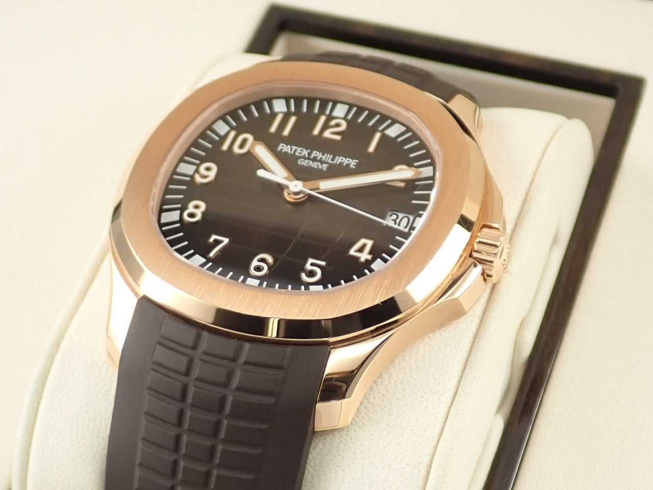 Patek Philippe Aquanaut Extra Large &lt;Warranty Box and Others&gt;