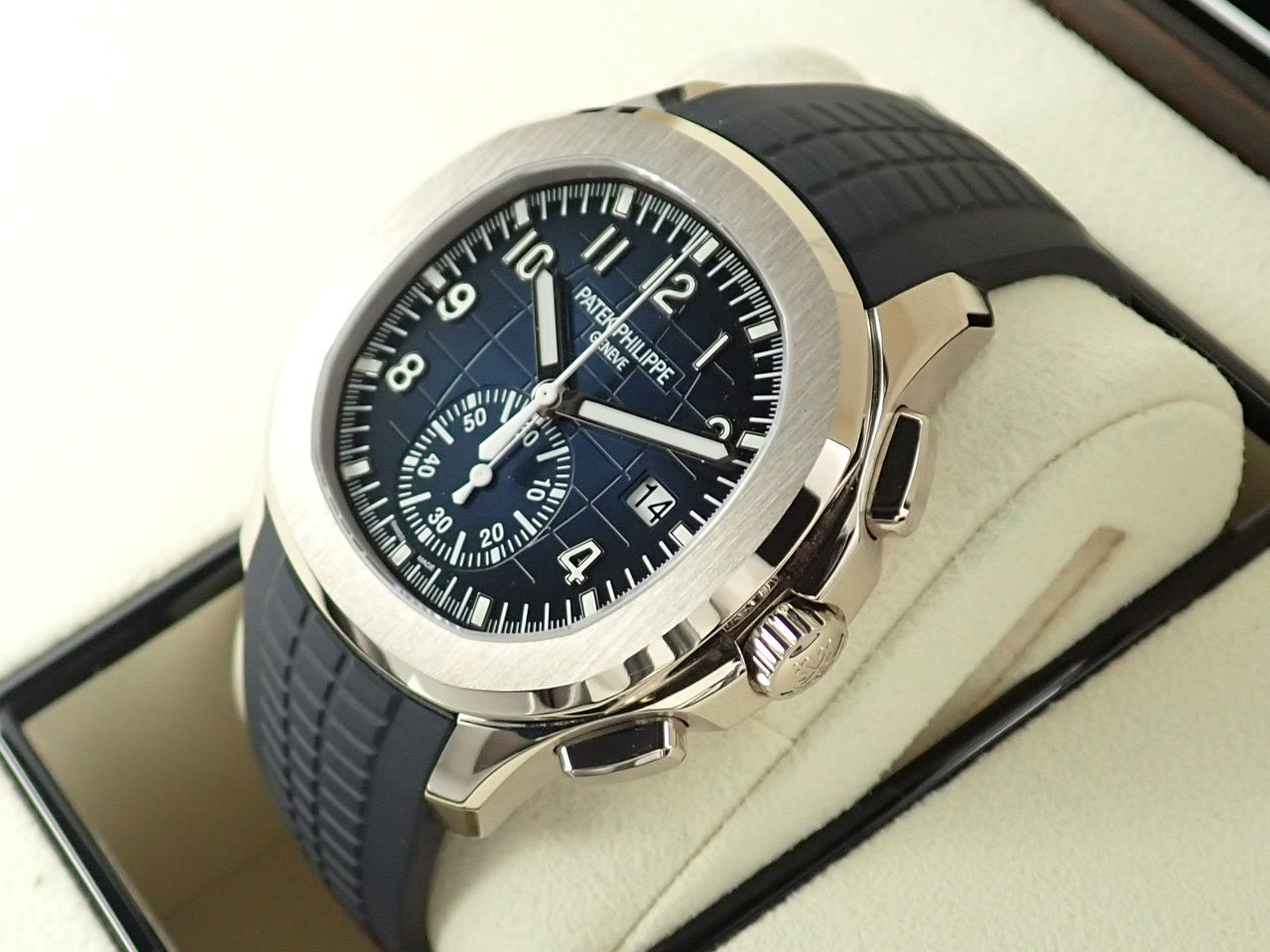 Patek Philippe Aquanaut Chronograph &lt;Warranty Box and Others&gt;