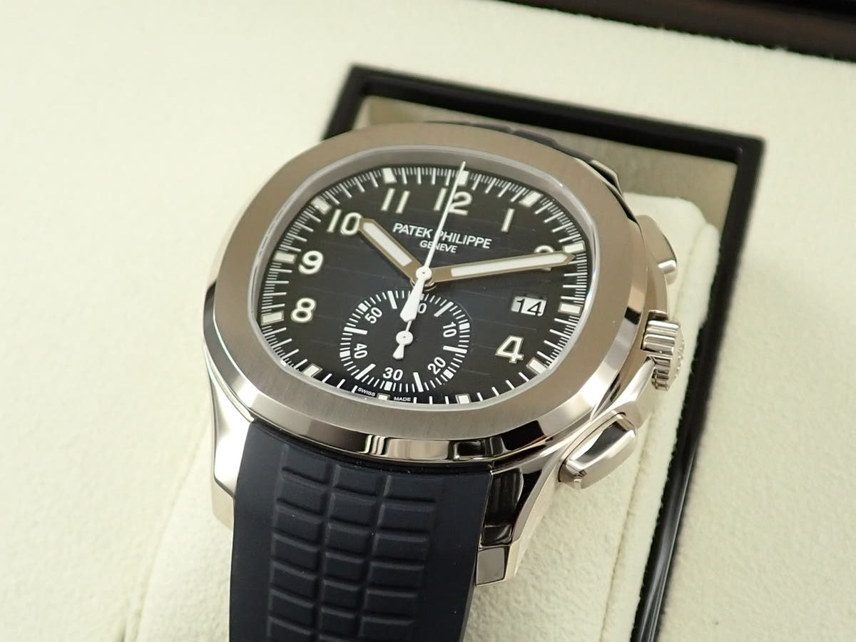 パテックフィリップ アクアノート クロノグラフ Ref.5968G-001 ミッドナイトブルー文字盤 極美品 FVPX5T9X