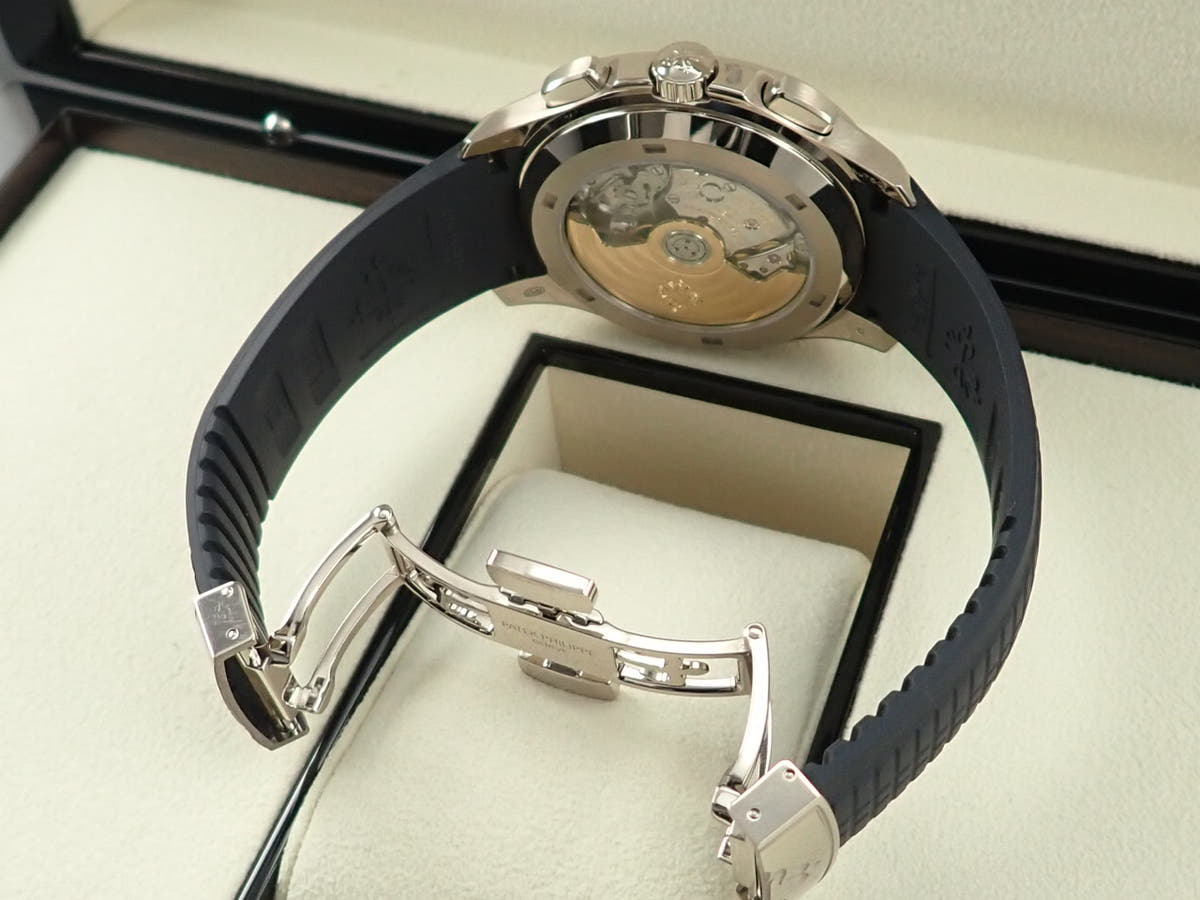 パテックフィリップ アクアノート クロノグラフ Ref.5968G-001 ミッドナイトブルー文字盤 極美品 FVPX5T9X