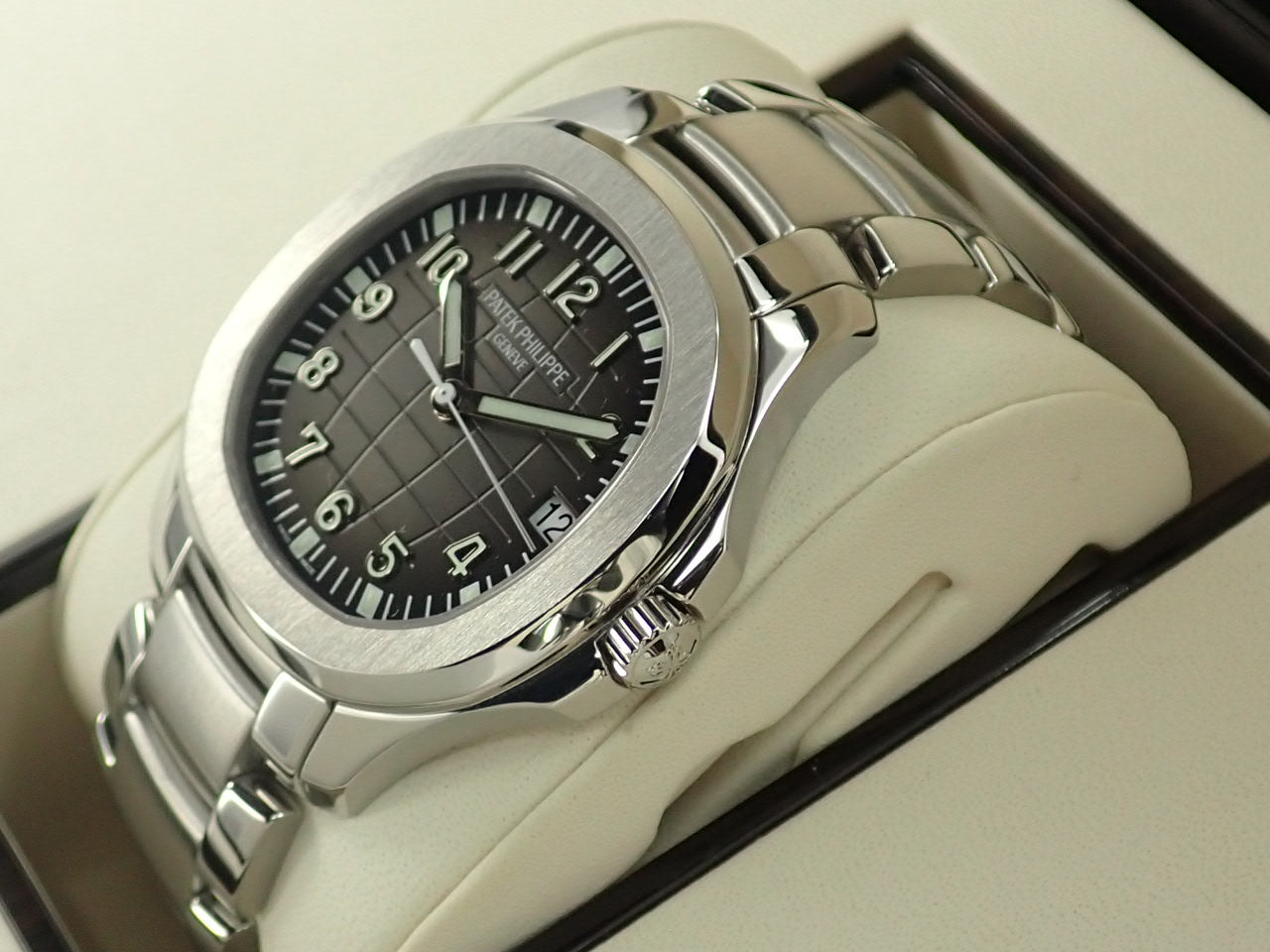 Patek Philippe Aquanaut Extra Large &lt;Box and Others&gt;