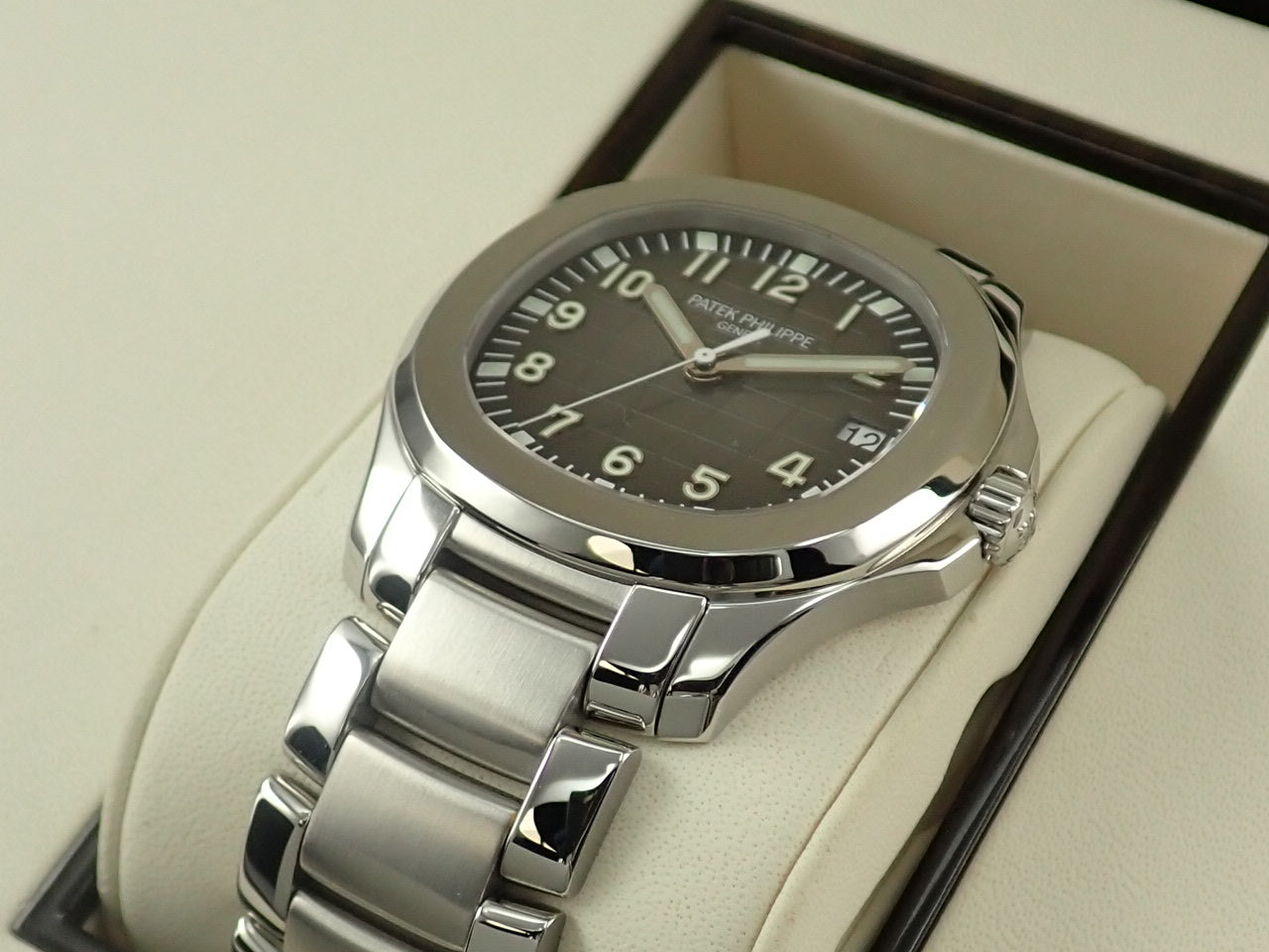 Patek Philippe Aquanaut Extra Large &lt;Box and Others&gt;