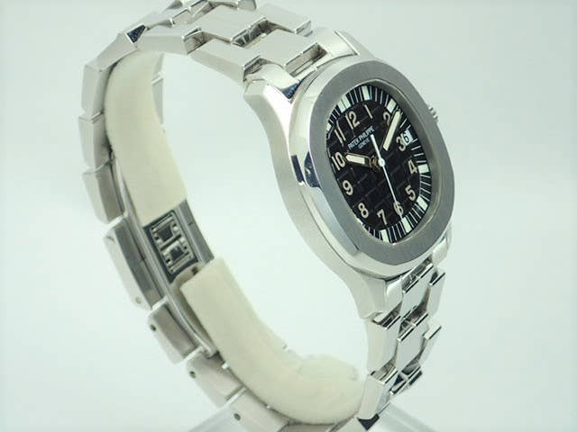 パテックフィリップ アクアノート Ref.5066/1A-010 ブラック文字盤 中古 aquanaut-19