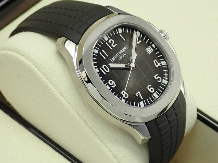 パテックフィリップ アクアノート Ref.5167A-001 ステンレススチール ブラック文字盤