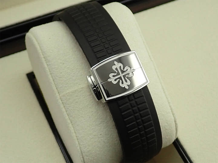 パテックフィリップ アクアノート Ref.5167A-001 ステンレススチール ブラック文字盤
