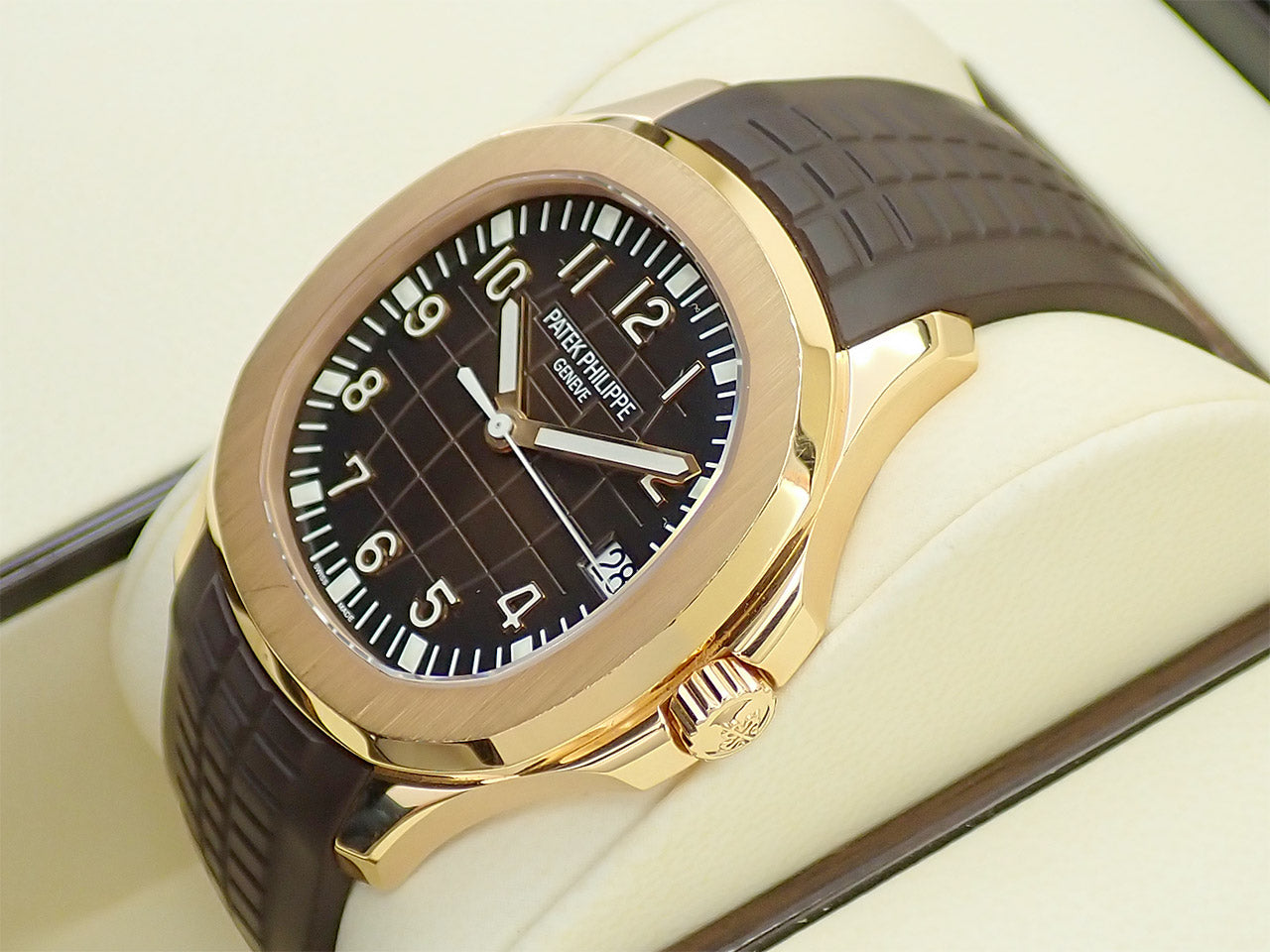 Patek Philippe Aquanaut &lt;Warranty, Box, etc.&gt;