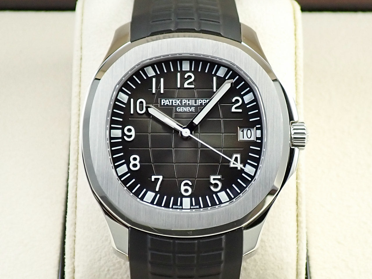 Patek Philippe Aquanaut &lt;Warranty, Box, etc.&gt;