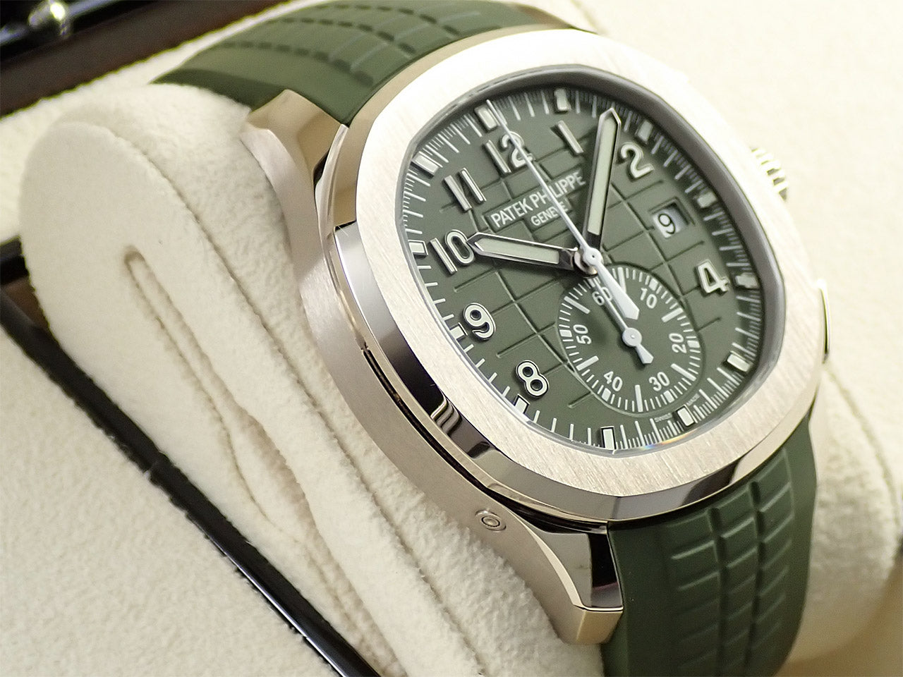 Patek Philippe Aquanaut &lt;Warranty, Box, etc.&gt;