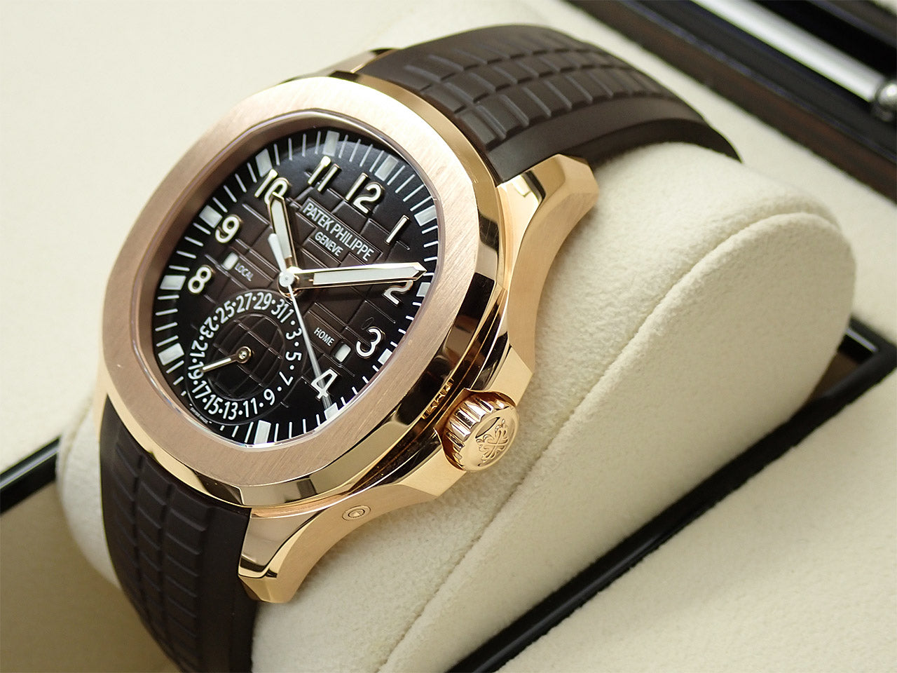 Patek Philippe Aquanaut &lt;Warranty, Box, etc.&gt;