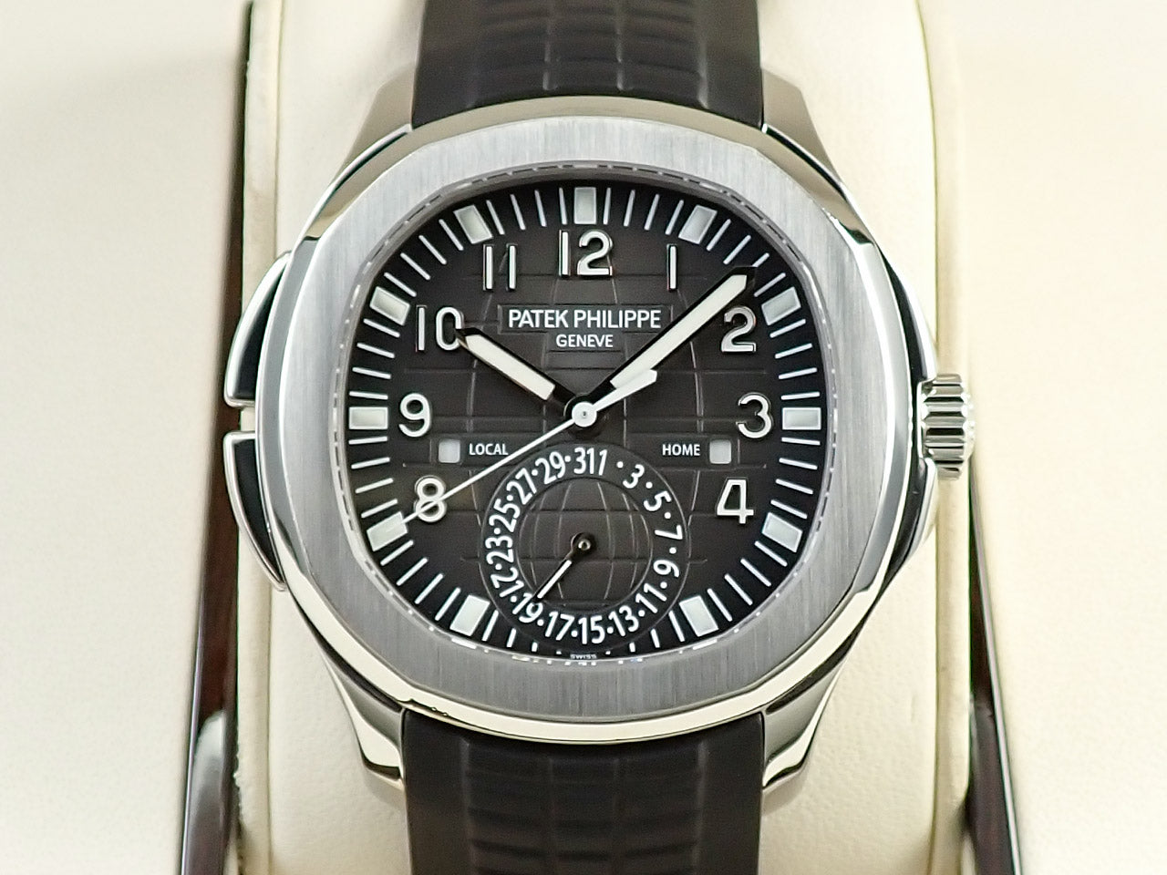 Patek Philippe Aquanaut &lt;Warranty, Box, etc.&gt;