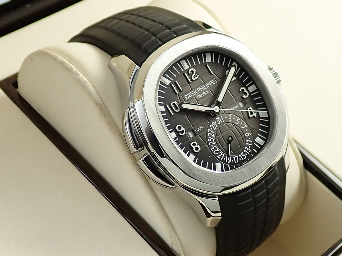 パテックフィリップ アクアノート Ref.5164A-001 ブラック文字盤 中古 7TF3KR06