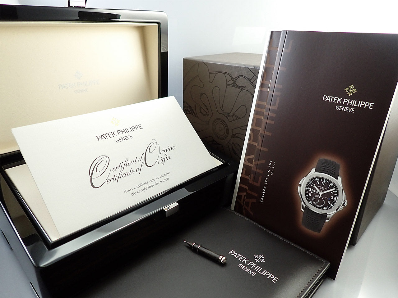 Patek Philippe Aquanaut &lt;Warranty, Box, etc.&gt;