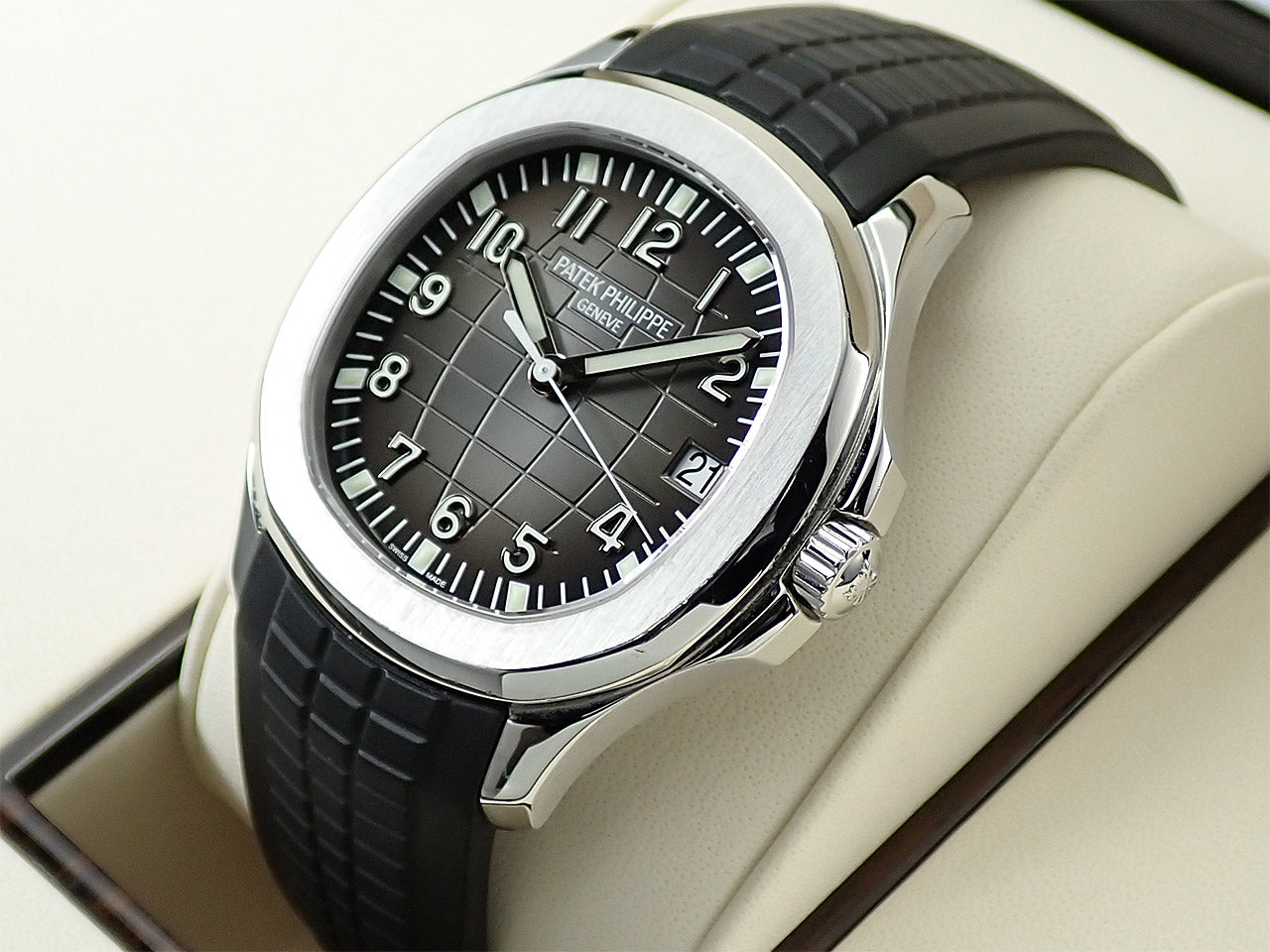 Patek Philippe Aquanaut &lt;Warranty, Box, etc.&gt;