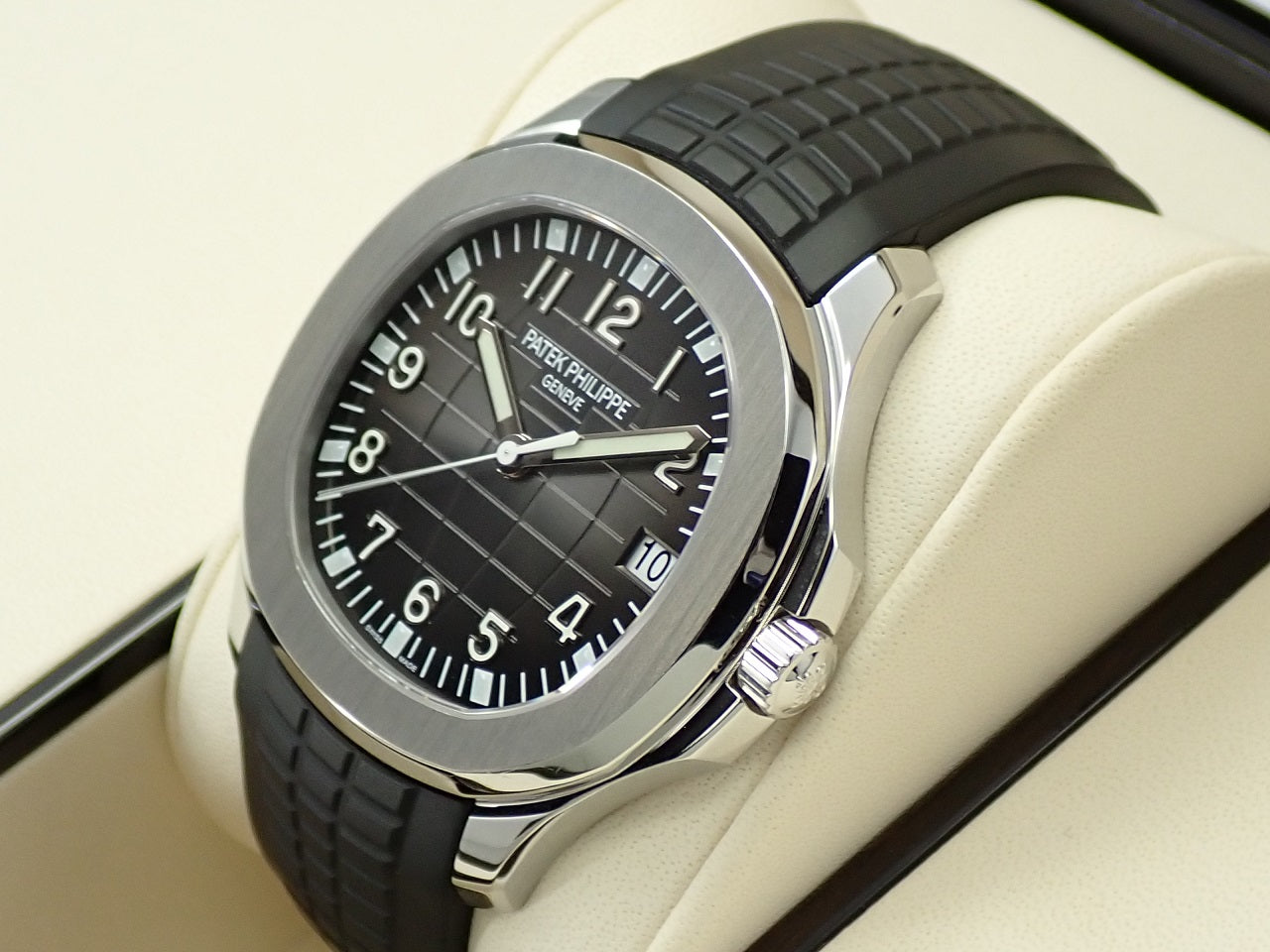 Patek Philippe Aquanaut &lt;Warranty, Box, etc.&gt;