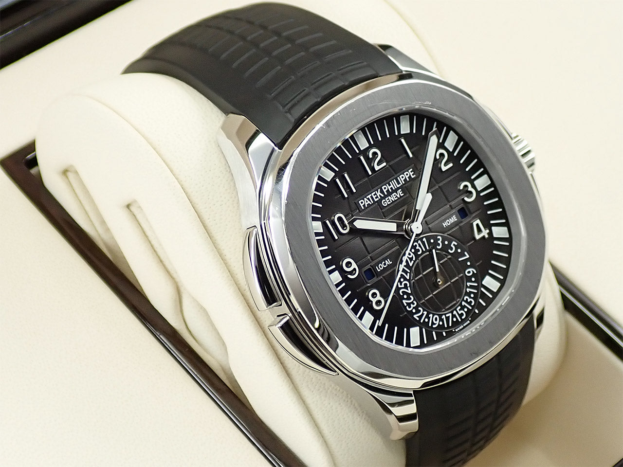 Patek Philippe Aquanaut &lt;Warranty, Box, etc.&gt;