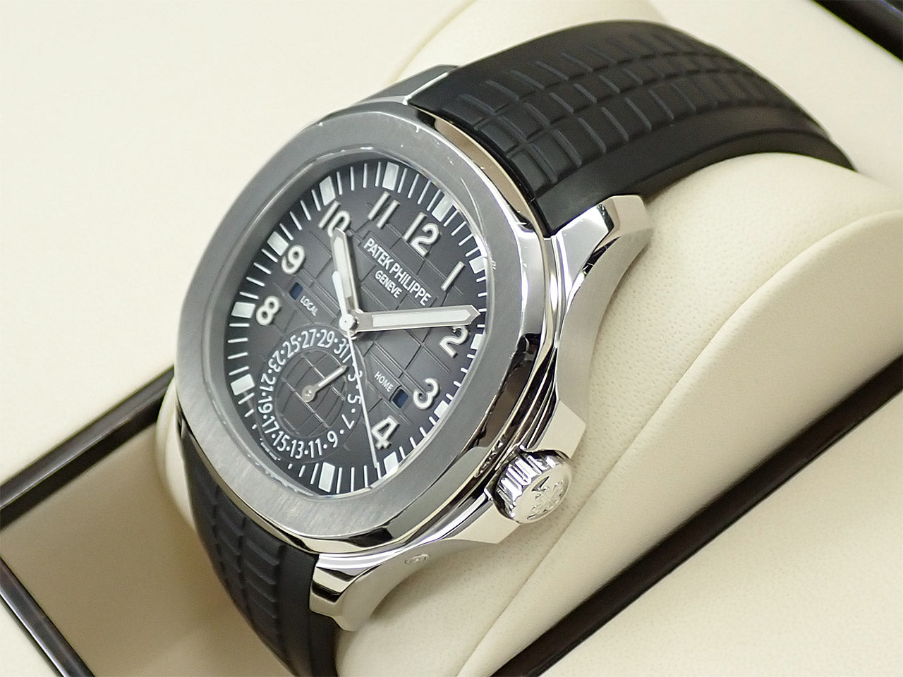 Patek Philippe Aquanaut &lt;Warranty, Box, etc.&gt;