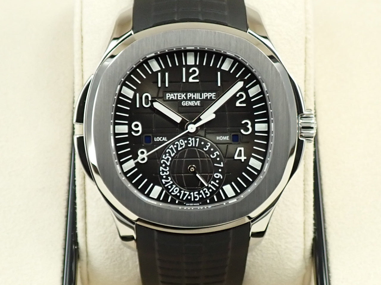 Patek Philippe Aquanaut &lt;Warranty, Box, etc.&gt;