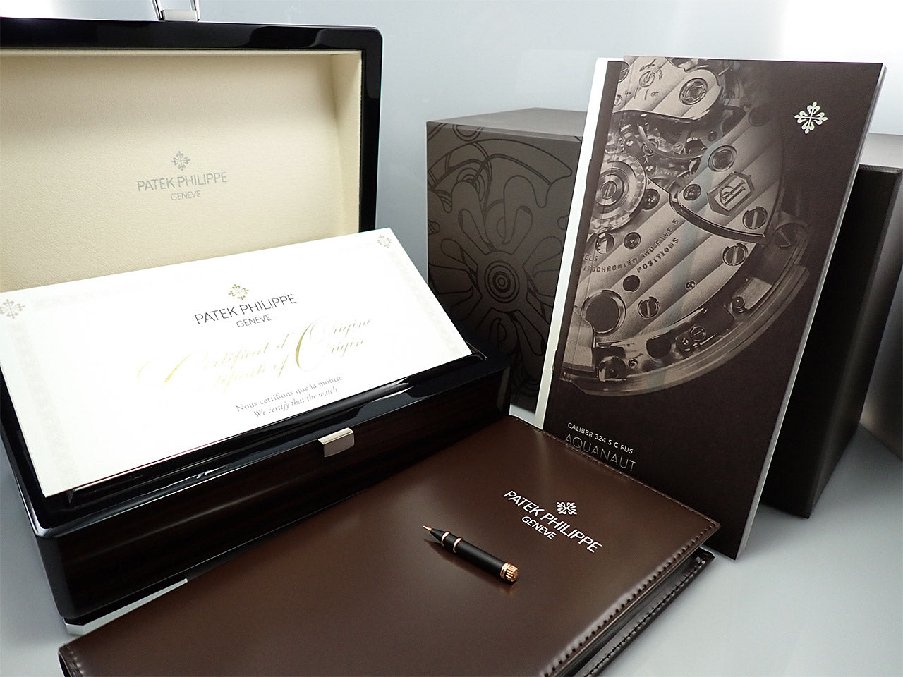 Patek Philippe Aquanaut &lt;Warranty, Box, etc.&gt;