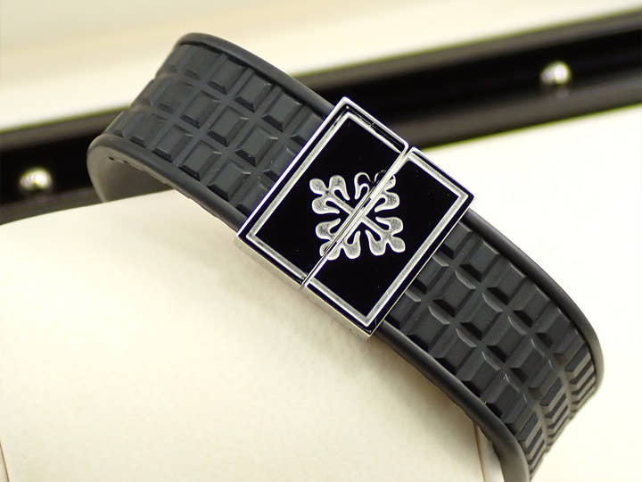 パテックフィリップ アクアノート ルーチェ Ref.4961A-001 ステンレススチール ブラック文字盤