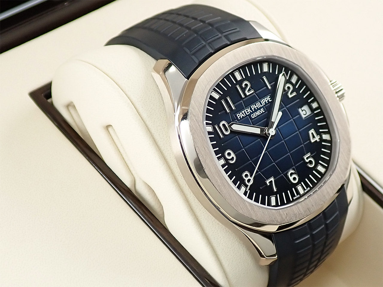 Patek Philippe Aquanaut &lt;Warranty, Box, etc.&gt;