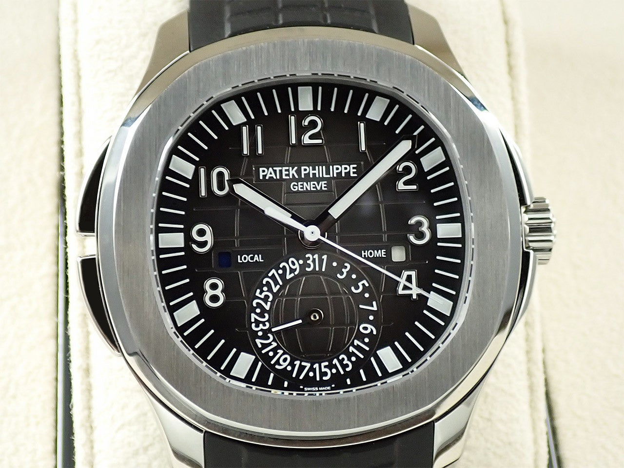 Patek Philippe Aquanaut &lt;Warranty, Box, etc.&gt;