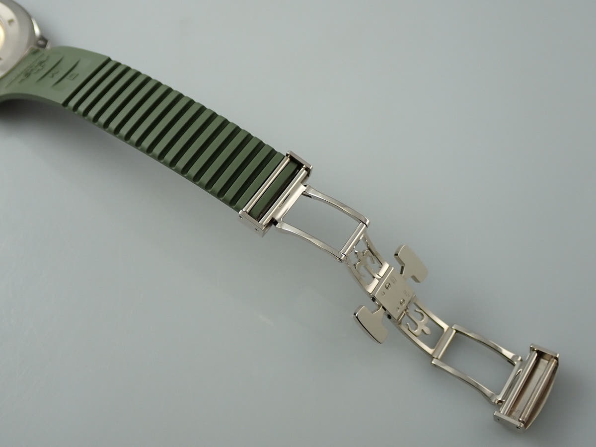 パテックフィリップ アクアノート Ref.5168G-010 カーキグリーン文字盤 未使用 7931V09L