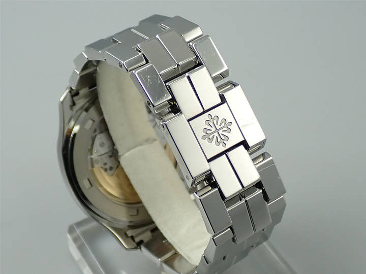 パテックフィリップ アクアノート Ref.5065/1A-001 ステンレススチール ブラック文字盤