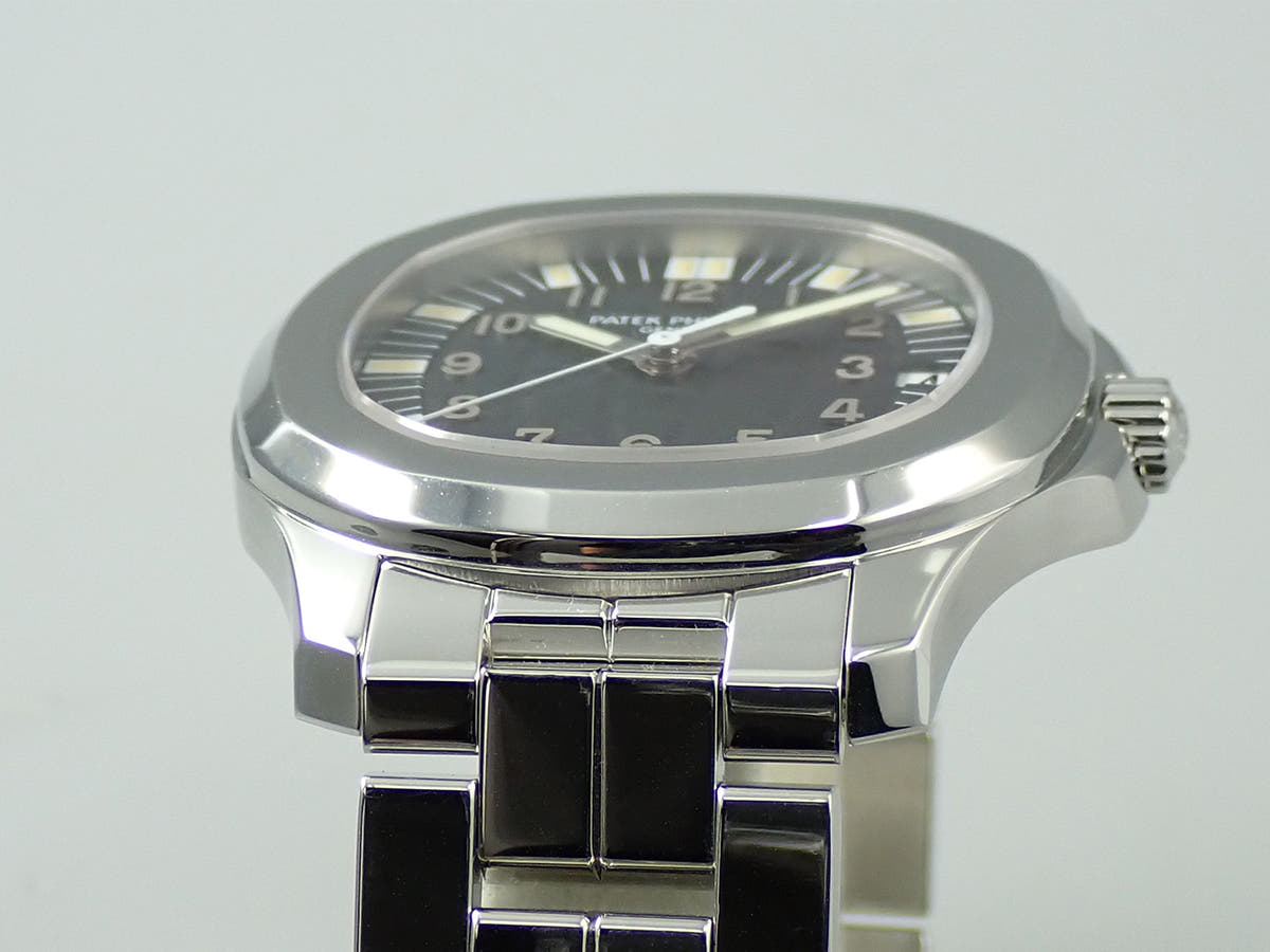 パテックフィリップ アクアノート Ref.5065/1A-001 ブラック文字盤 中古 1J662712