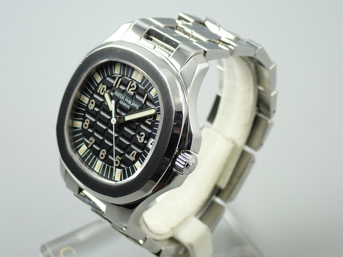 パテックフィリップ アクアノート Ref.5065/1A-001 ブラック文字盤 中古 1J662712