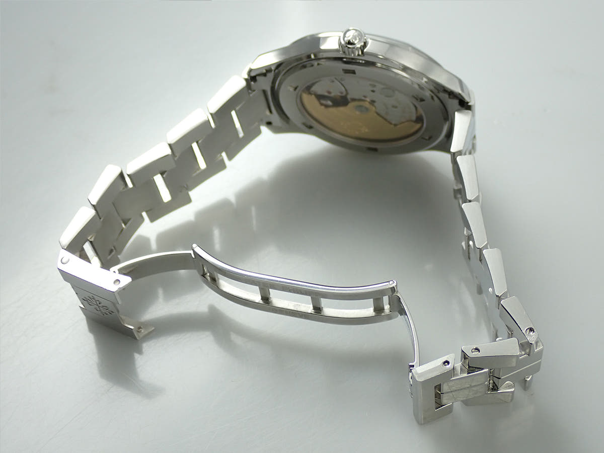 パテックフィリップ アクアノート Ref.5065/1A-001 ブラック文字盤 中古 1J662712