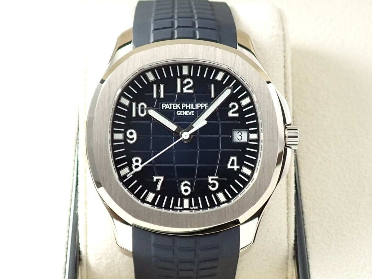 パテックフィリップ アクアノート Ref.5168G-001 ミッドナイトブルー文字盤 中古 2Z44M129