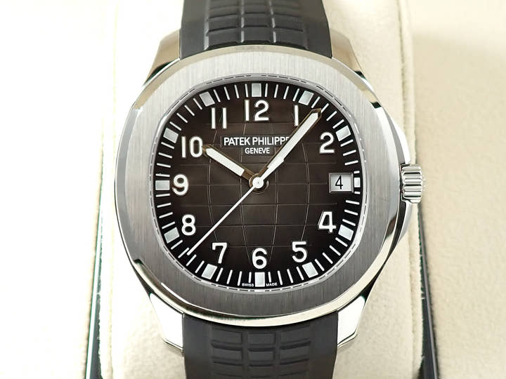 Patek Philippe Aquanaut Extra-Large Ref. 5167/1A-001 Stainless Steel Black Dial
